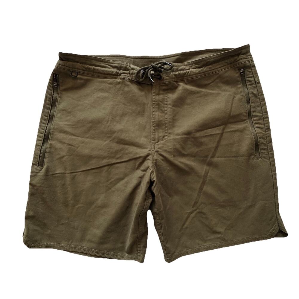 Roark Olive Green Flat Front Men’s Shorts